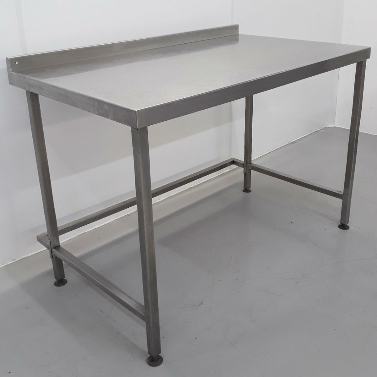 Secondhand Catering Equipment Stainless steel tables (1.01m to 2m