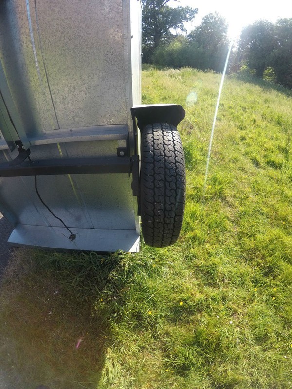 Caddy 535 trailer tyres