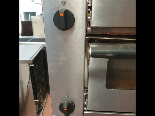 Selling Lincat PO430-2 Double Deck 3 Phase Electric Pizza Oven