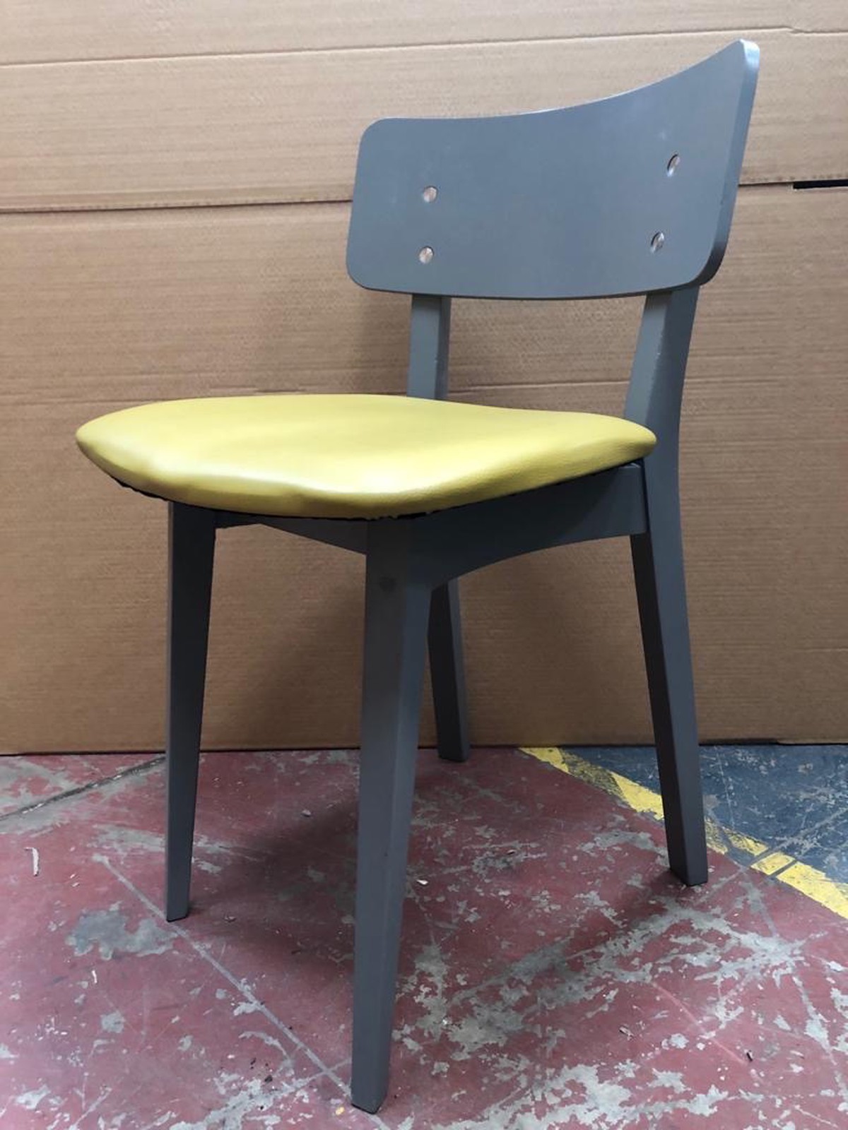 Secondhand Chairs and Tables Cafe or Bistro Chairs 19x Chairs with