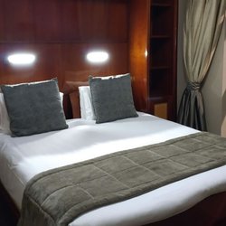 Luxury Ex-Hotel Bed Runners