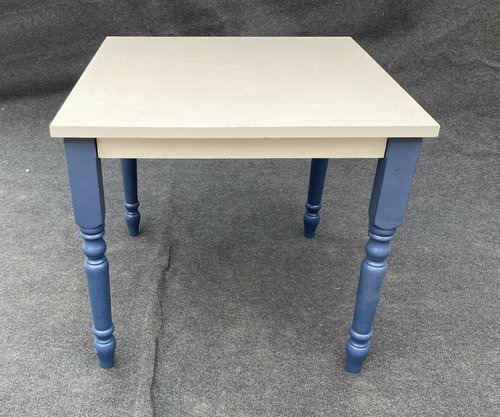 Square restaurant tables for sale Square restaurant tables for sale