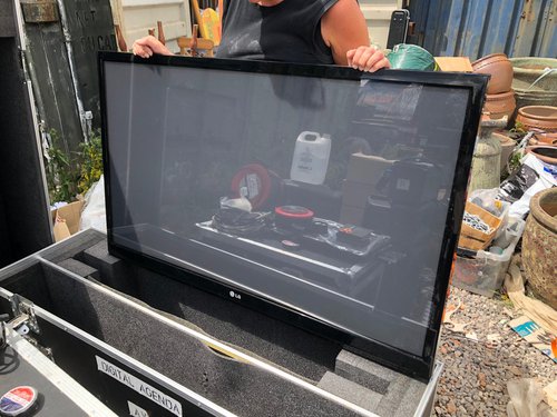 50" flat screen TV In flight case 50" flat screen TV In flight case