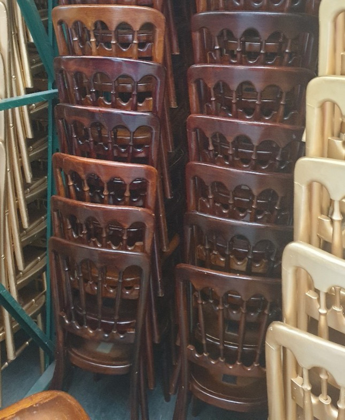 Secondhand Chairs and Tables Cheltenham Banqueting Chairs 500x