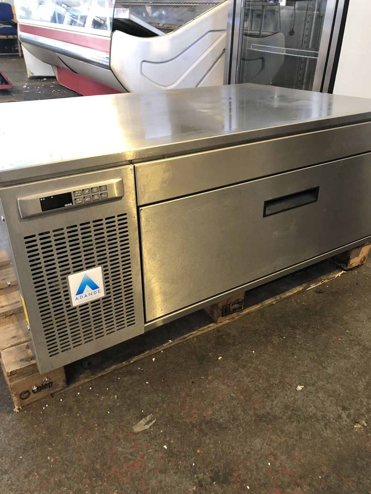 Secondhand Chairs and Tables R2 Refrigeration Bedford, Bedfordshire