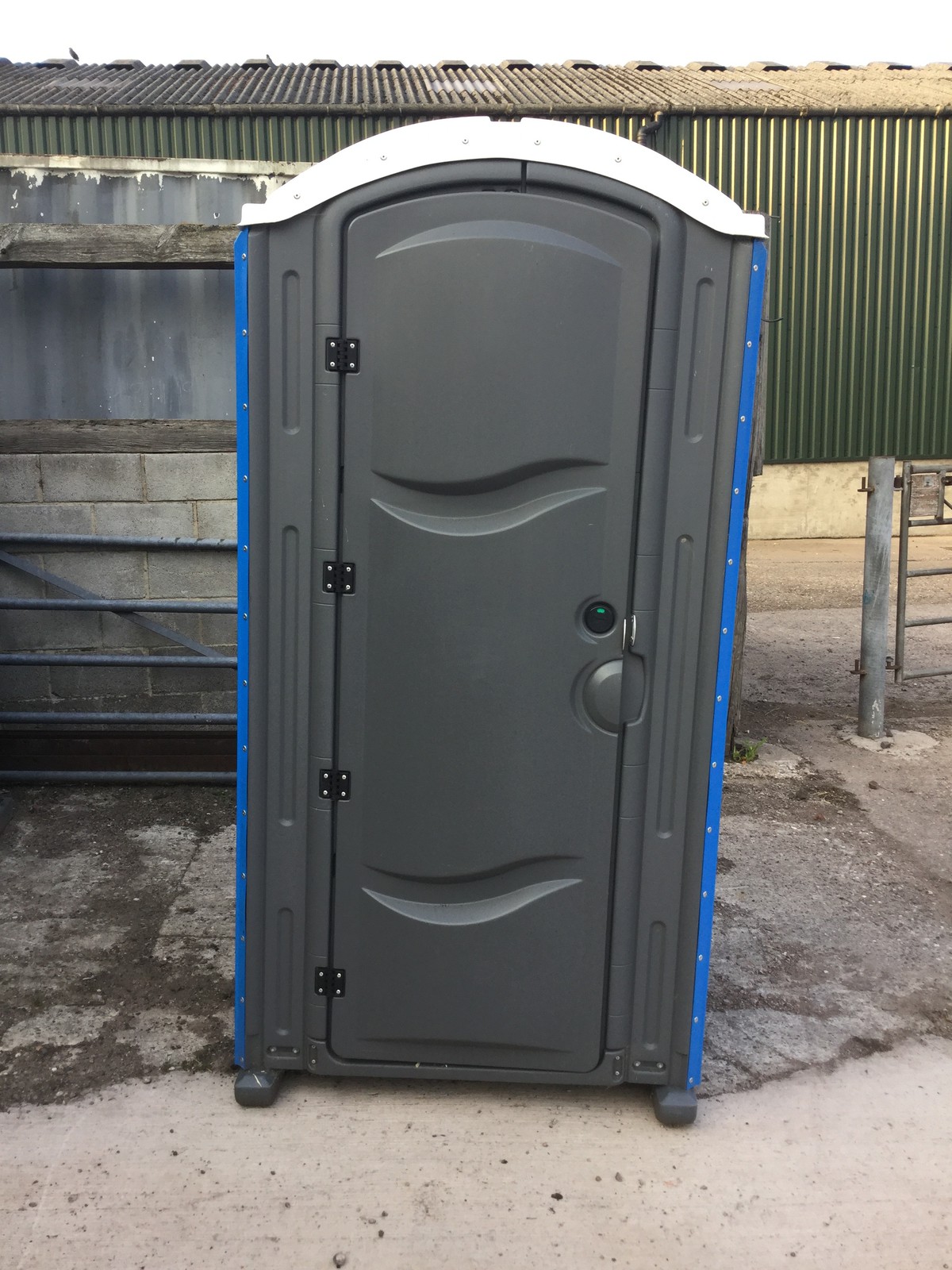 Glamping Equipment | Glamping Showers | 2x Single Portable ...