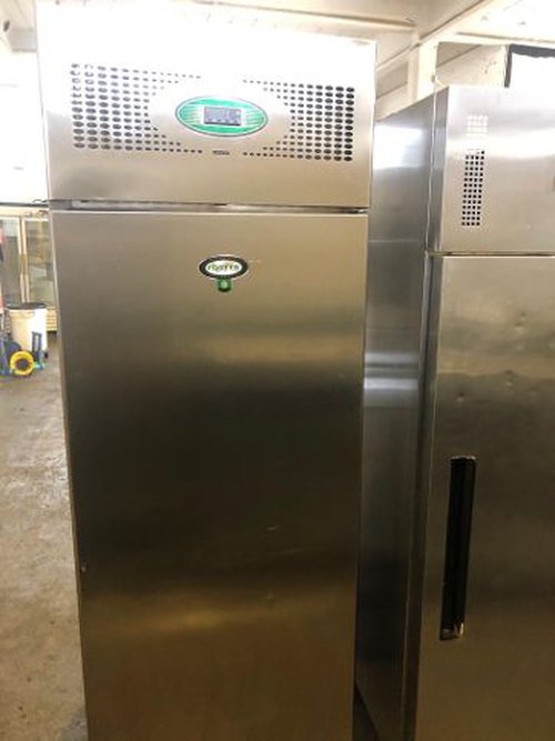Upright freezer