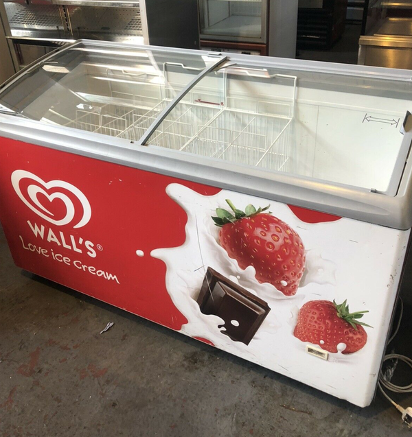 Ice cream display for sale