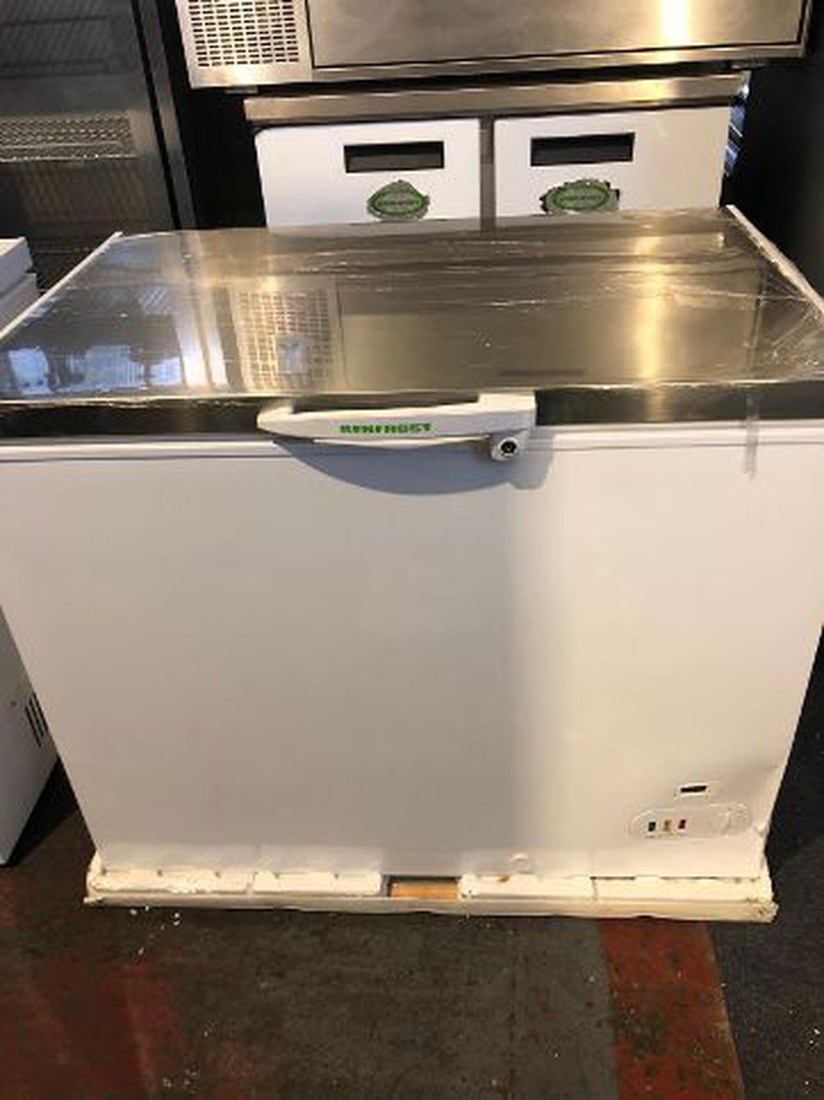 Secondhand Catering Equipment Chest Freezers Genfrost 1 Metre