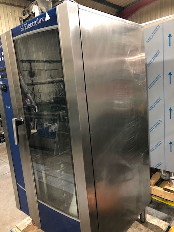 Large electric 20 grid oven