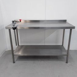 1.4m stainless steel table