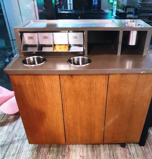 Cutlery and Condiment Self Serve Unit