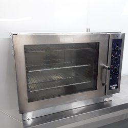 Six grid convection oven