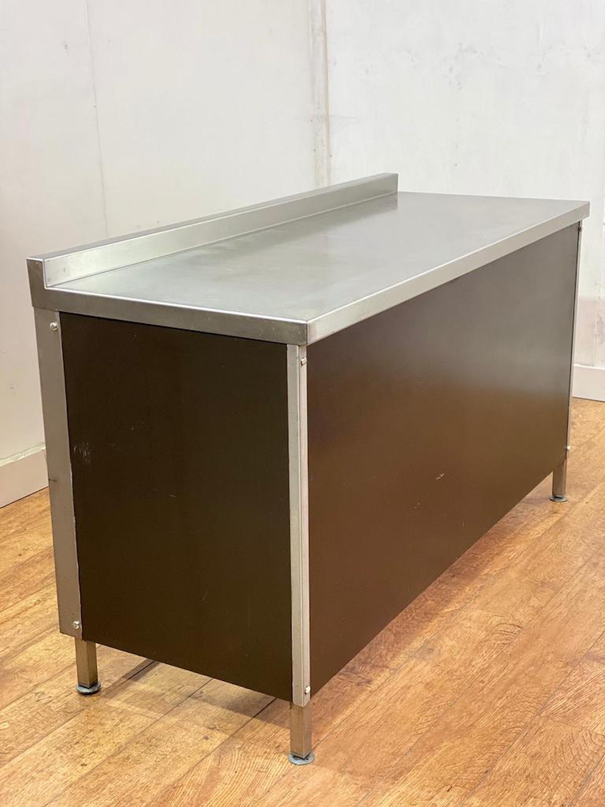 Secondhand Catering Equipment Stainless steel tables (1.01m to 2m
