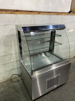 Curved Patisserie display display