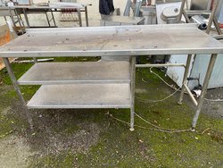 1.8m stainless steel table with shelves