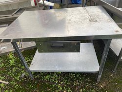 1.2m stainless steel table