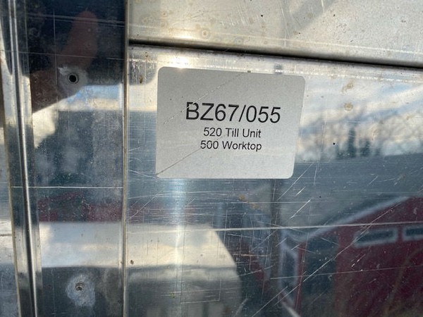 BZ67 / 055 520 Till Unit / 500 Worktop