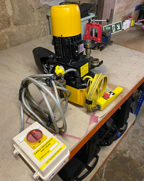Hoist for sale Hoist for sale