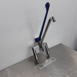 Lever Tap for commercial sink