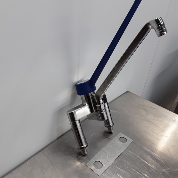 Catering Lever taps