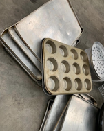 Secondhand kitchen utensils