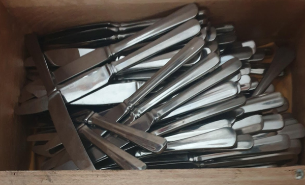 Used cutlery