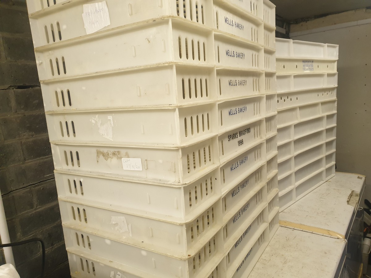 Secondhand Catering Equipment Bakery Equipment 40x Bakery Trays for