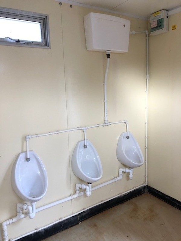 Gents Urinal area