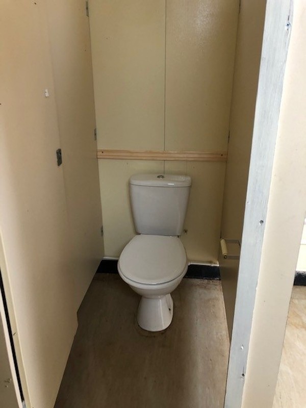 Toilet cubicle - Jack leg toilet block