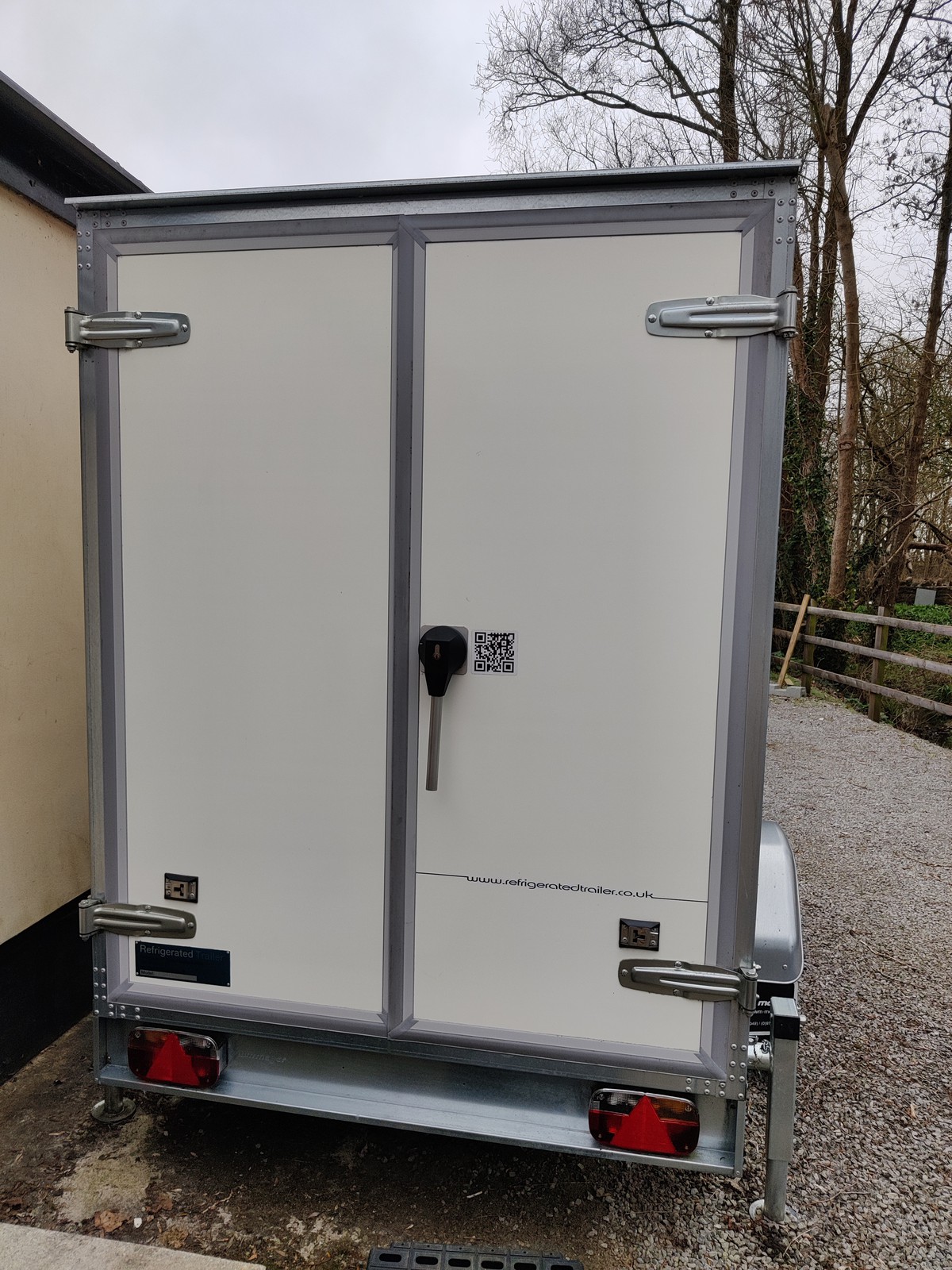 Secondhand Catering Equipment Refrigerated Vans and Trailers Trailer Fridge Model RT001