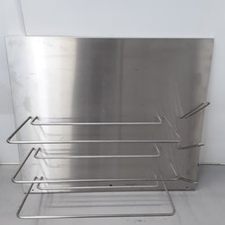 Well shelf with hanging rails