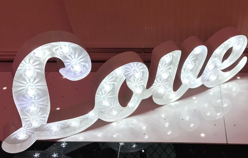 2ft ‘love’ sign plug in, light up or illuminated 2ft ‘love’ sign plug in, light up or illuminated