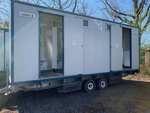 4 + 2 Ladies and Gents toilet trailer for sale