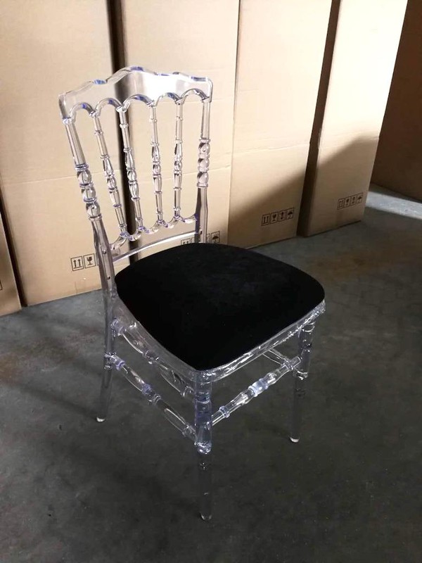 500 x Napoleon Ghost Chairs With Black Pad for sale