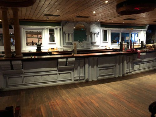 Large reclaimed bar 6m long Large reclaimed bar 6m long