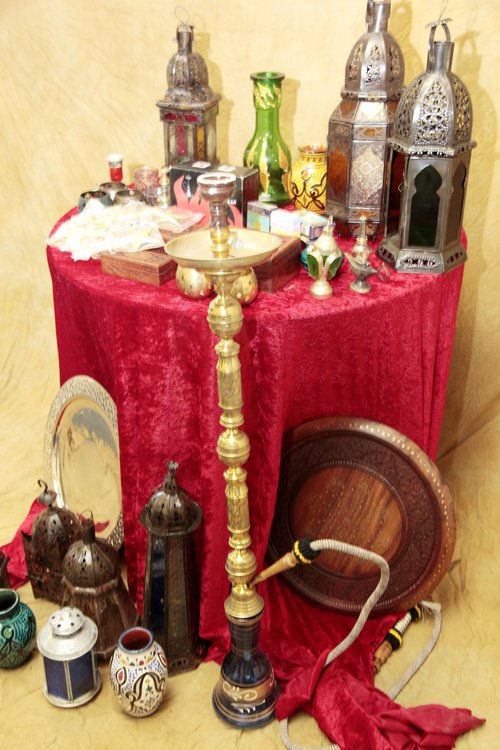 Marquee - Moroccan porps