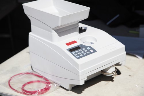 HCS-3300 High Speed Coin Counter HCS-3300 High Speed Coin Counter