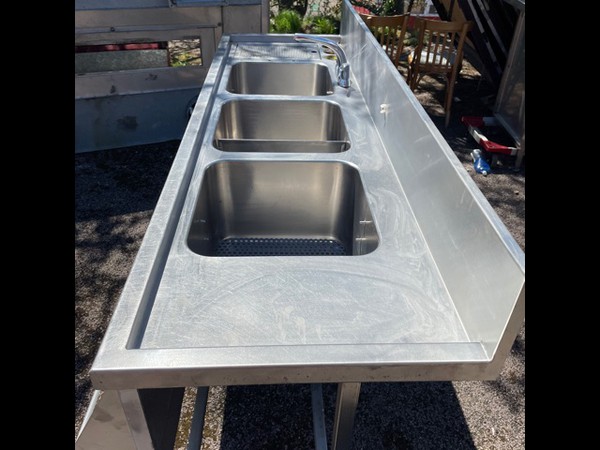 Sink Unit with Ice Well For Sale