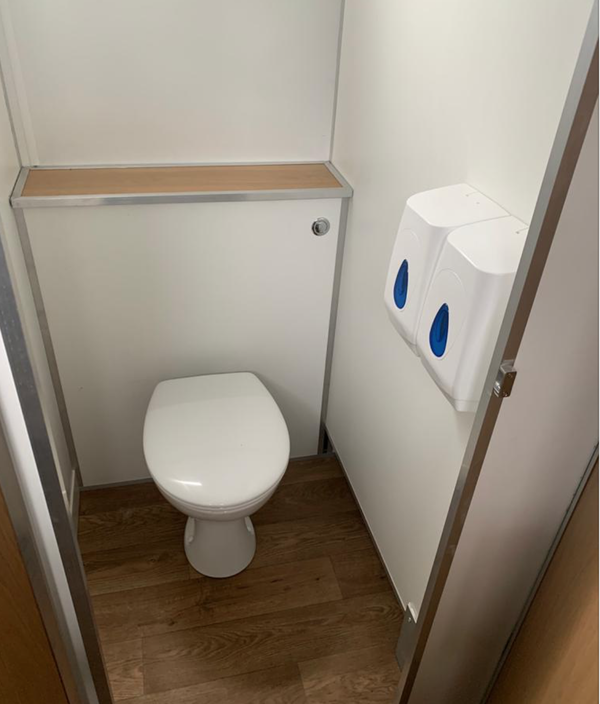 Mobile Portable Luxury Toilet Trailer