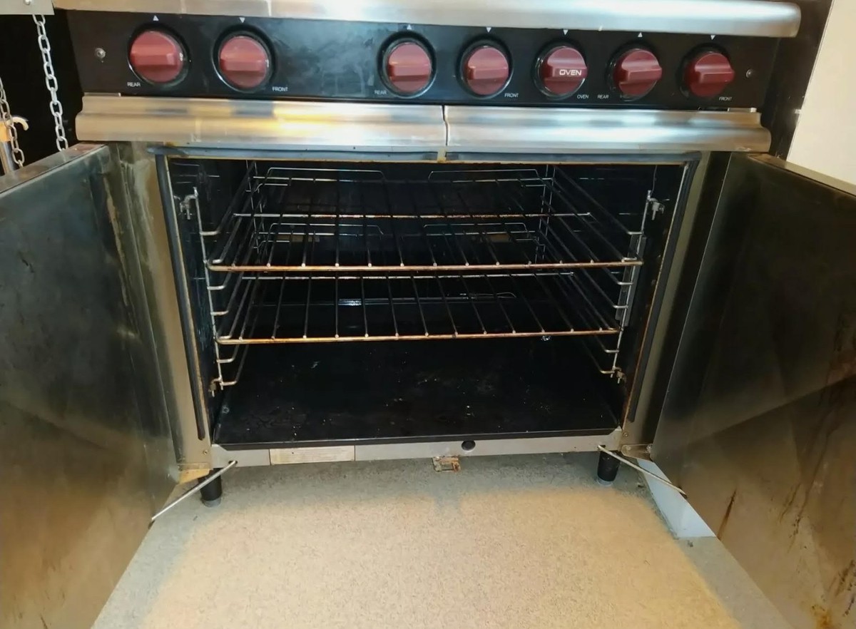 Secondhand Catering Equipment Gas Oven 4 Grid Six Burner Cooker