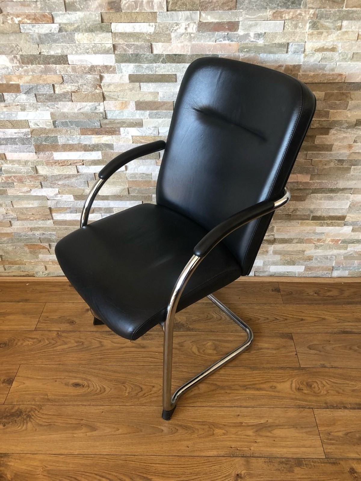 Secondhand Chairs and Tables Linking Conference Chairs 13x Luxury Burgess Stackable