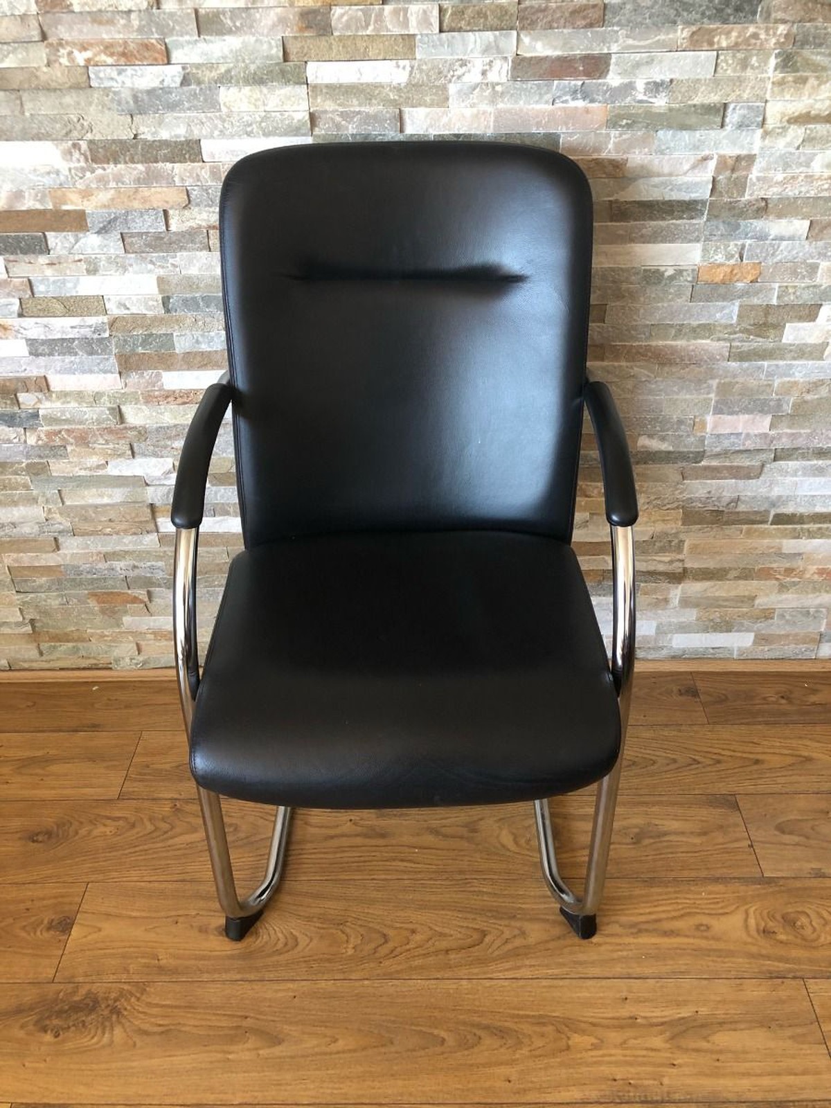 Secondhand Chairs and Tables Linking Conference Chairs 13x Luxury Burgess Stackable