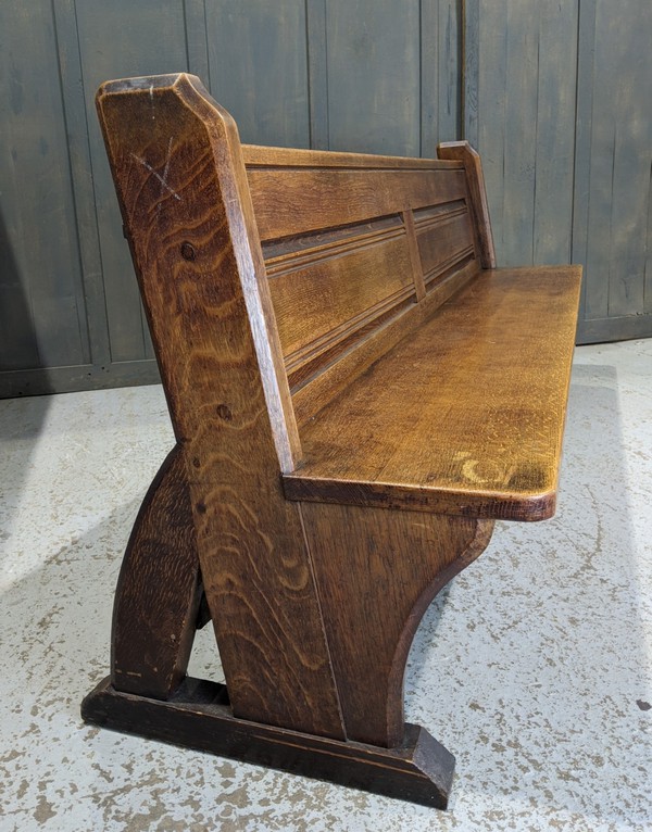 Solid wood pew