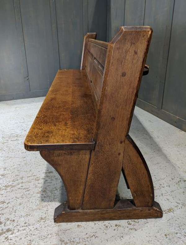 Y ended church bench
