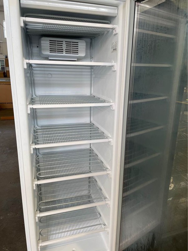 Secondhand Catering Equipment Upright Single Door Freezers Tefcold