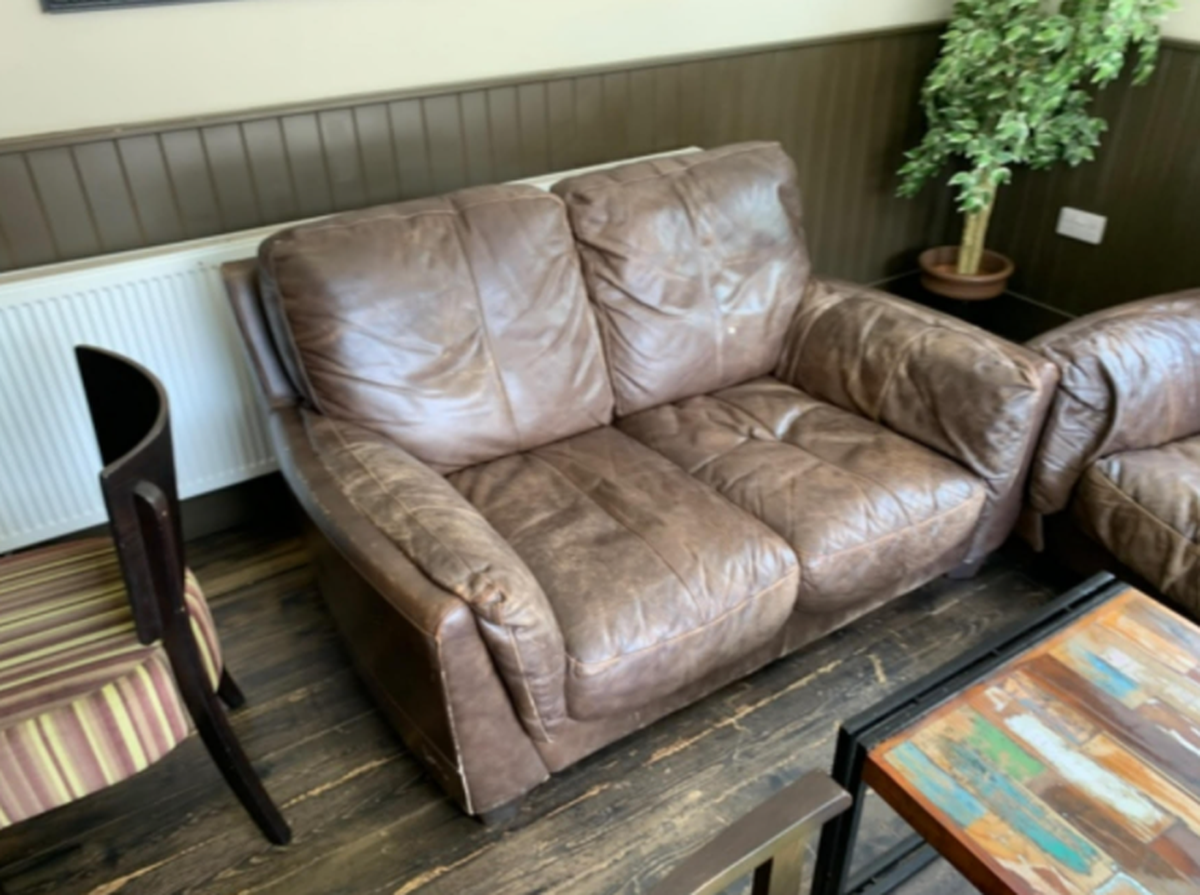 Secondhand Pub Equipment Sofas and Low Tables Job Lot Lounge Sofas