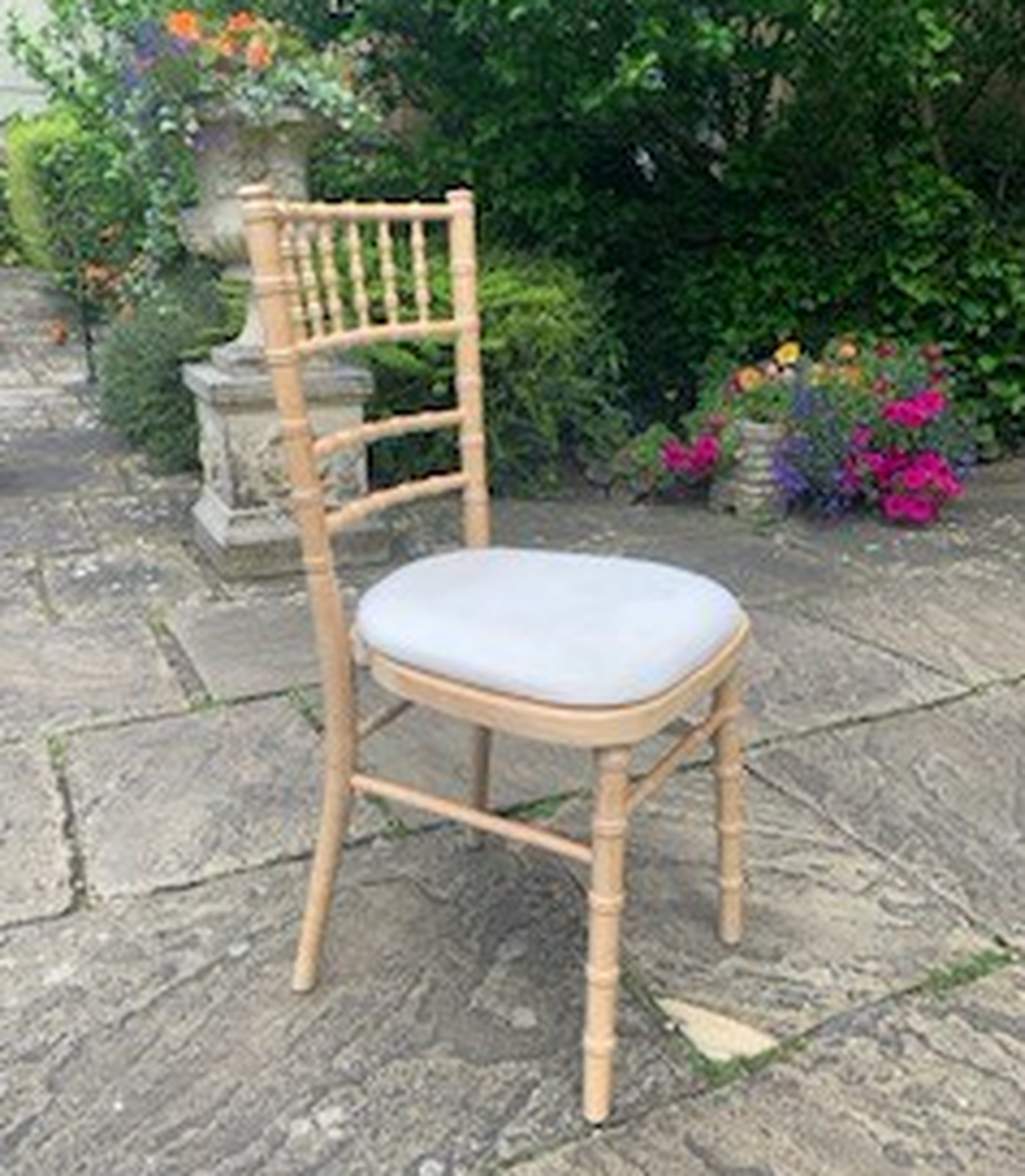 Secondhand Chairs and Tables Chivari and Camelot Banqueting Chairs
