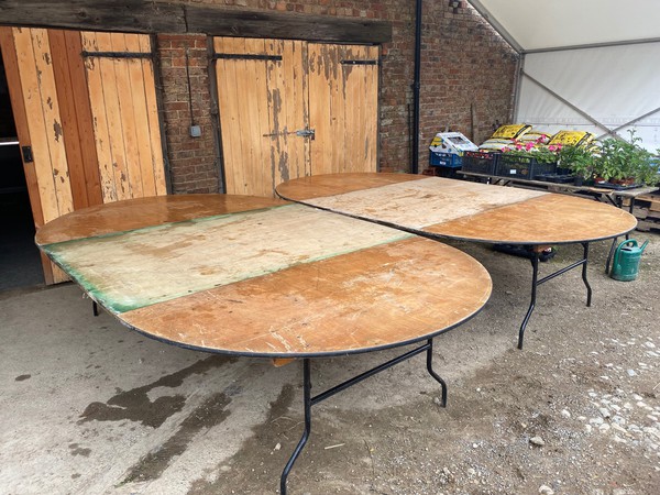Oval tables for sale