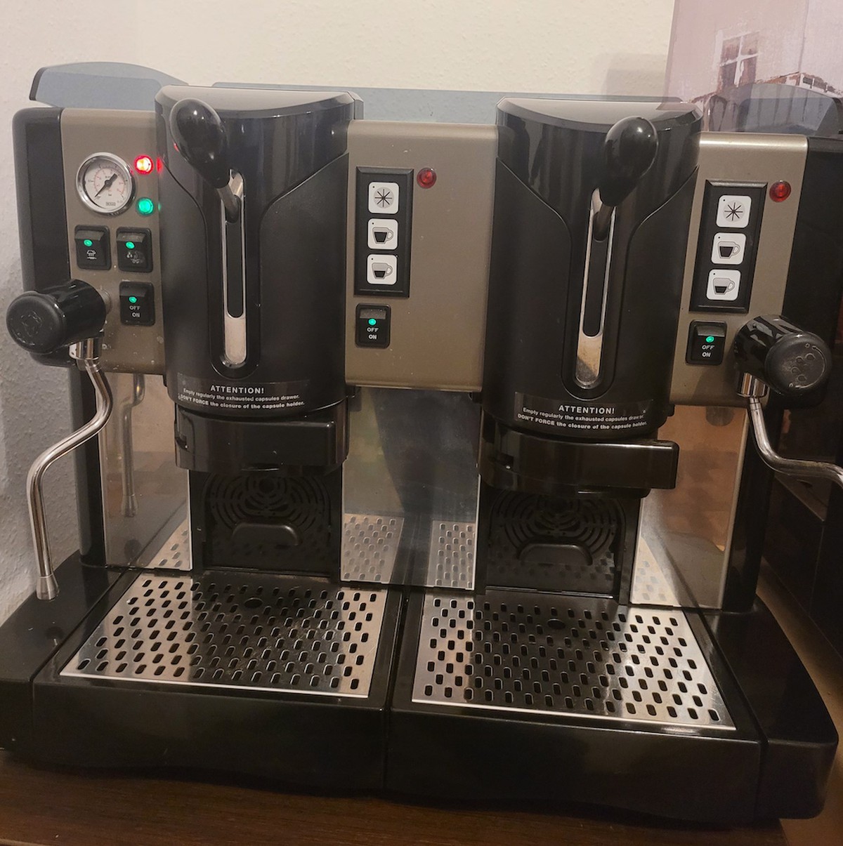 Secondhand Catering Equipment Capsule Coffee Machines 2 Group
